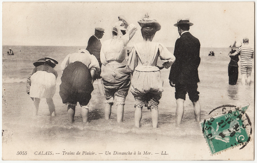 5055 CALAIS.- Trains de Plaisir. - Un Dimanche à la Mer. LL. (cachet de la poste 1914)