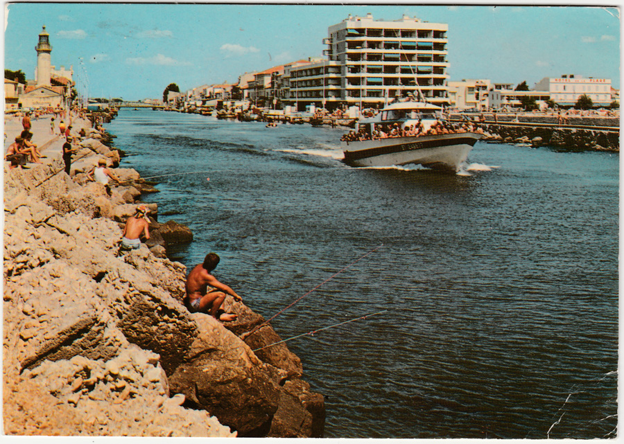 240/192 -LE GRAU-DU-ROI (30240-Gard) Départ pour une promenade en mer sur le "PROVIDENCE", cachet de la poste 1973. - Editions «SL»