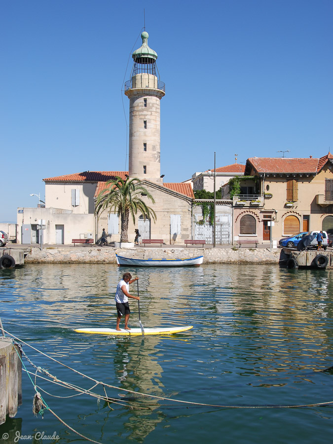 Ancien phare du Grau du Roi / Chenal maritime - Le Grau du Roi