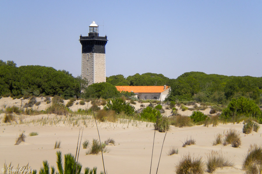 Le phare de l'Espiguette au Grau-du-Roi dans le Gard