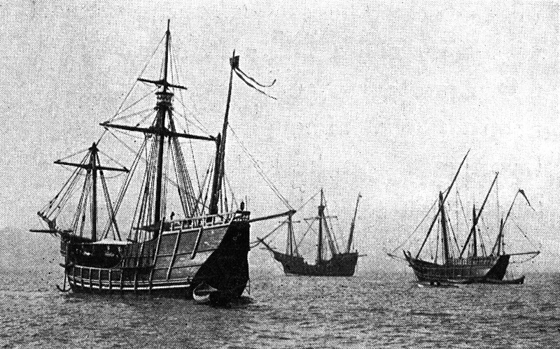 Répliques des caravelles Pinta, Niña et de la caraque Santa Maria. E. Benjamin Andrews, Public domain, via Wikimedia Commons