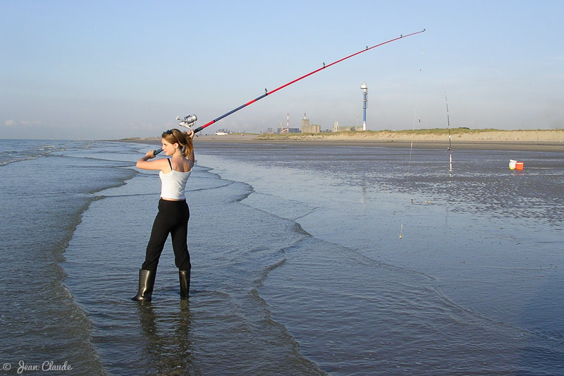 Fig1. Lancer à la belge. - Surfcasting au Braek, 2003