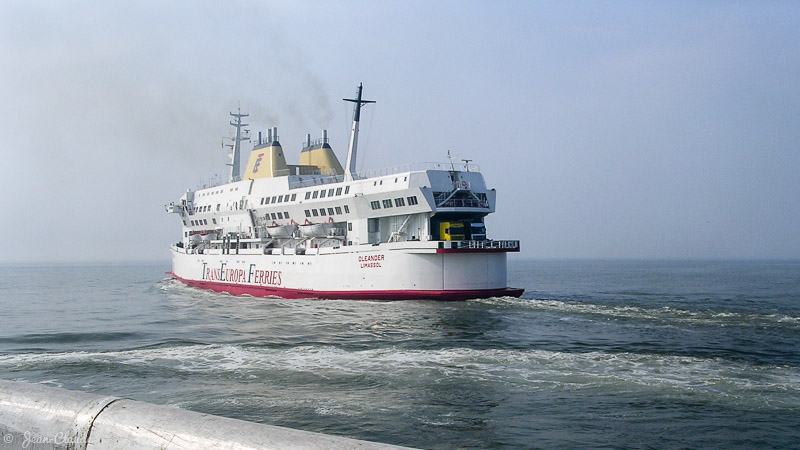 Ferry quittant Ostende, 2003