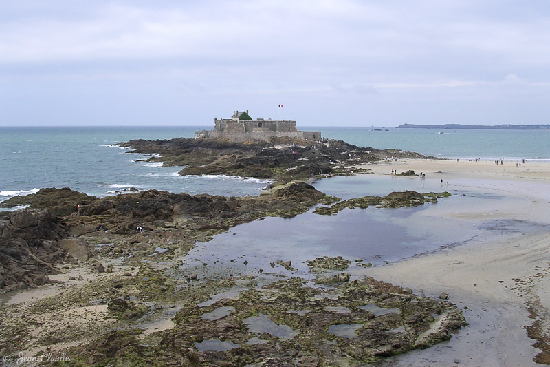 Le Fort National est un bastion situé sur une île de Saint-Malo, 2006