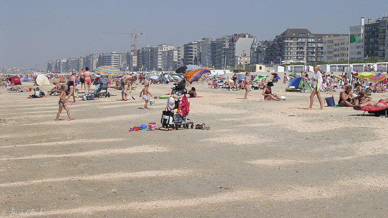 Plage de La Panne en Belgique en été, 2006