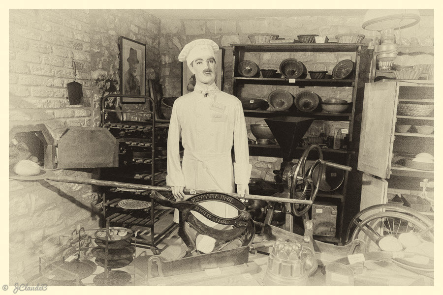 Chez le boulanger en 1900. - Domaine de Han, Belgique 2016