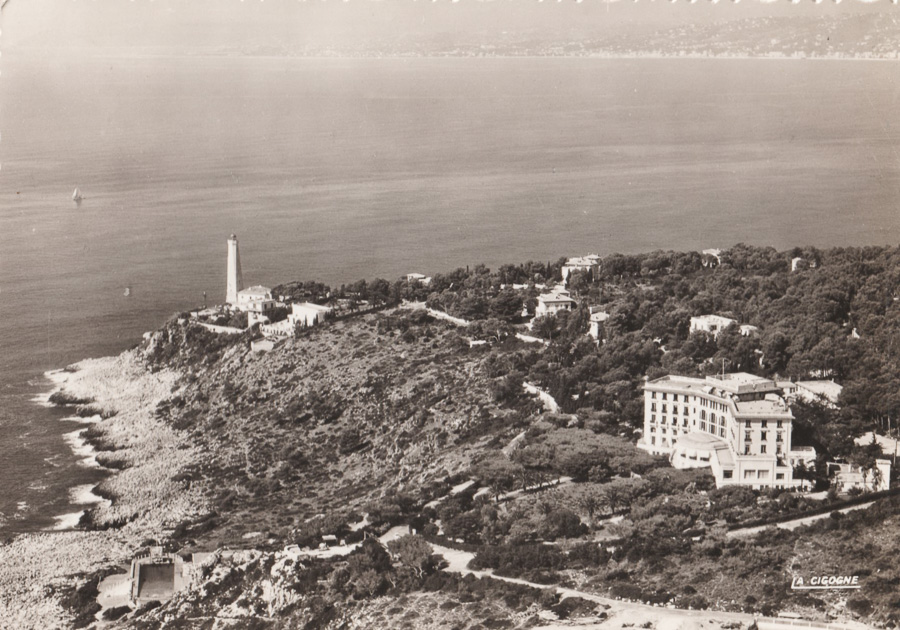 06.121.50 St-Jean-Cap-Ferrat (A.-M.) La pointe du Cap, 1954