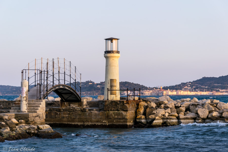 Phare de la plage des Cigales - Grimaud