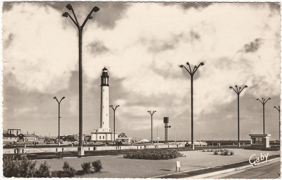 30-DUNKERQUE (Nord) - Le phare et les nouvelles installations portuaires - Editions Gaby, 1960