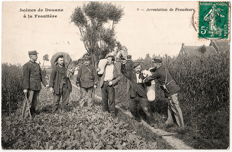 Scènes de Douane à la frontière 1 - Le Bureau de Douanes - B.F., Paris - 1908
