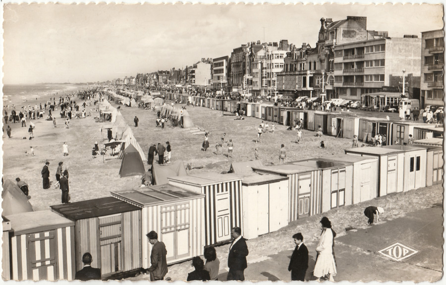 484 - Malo-les-Bains (Nord) - Perspective de la Plage - Edi. J. TOP, cachet de la poste 1960.