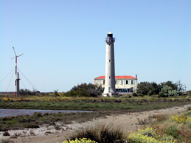 Phare de Beauduc, 2004 - GHIRARDI, CC BY-SA 4.0, via Wikimedia Commons