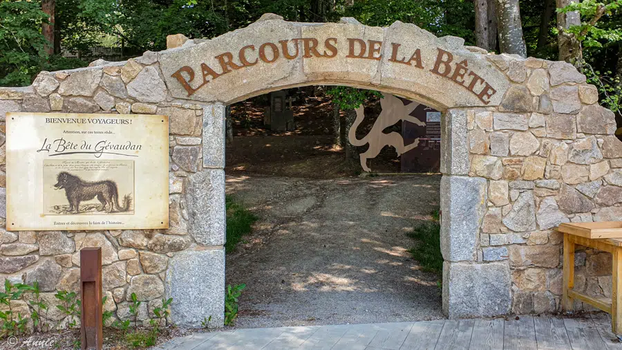 L'antre de la Bête du Gévaudan