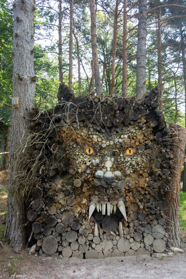 Sur le parcours du loup de Gévaudan