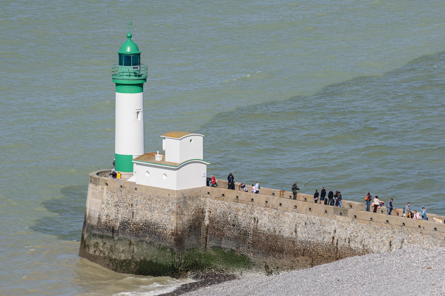 Vue sur le phare du Tréport