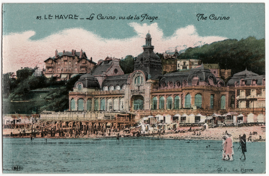 85. LE HAVRE- Le Casino, vu de la Plage. The Casino. - G.F.