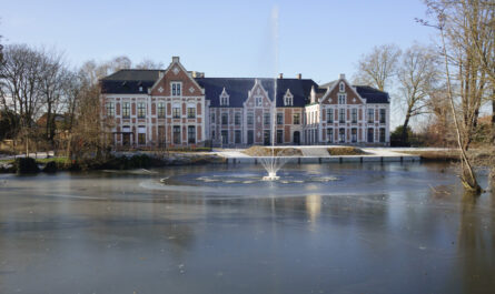 Le château de Robersart en hiver