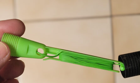 Réserve d'élastique enroulé sur le cône échelle.